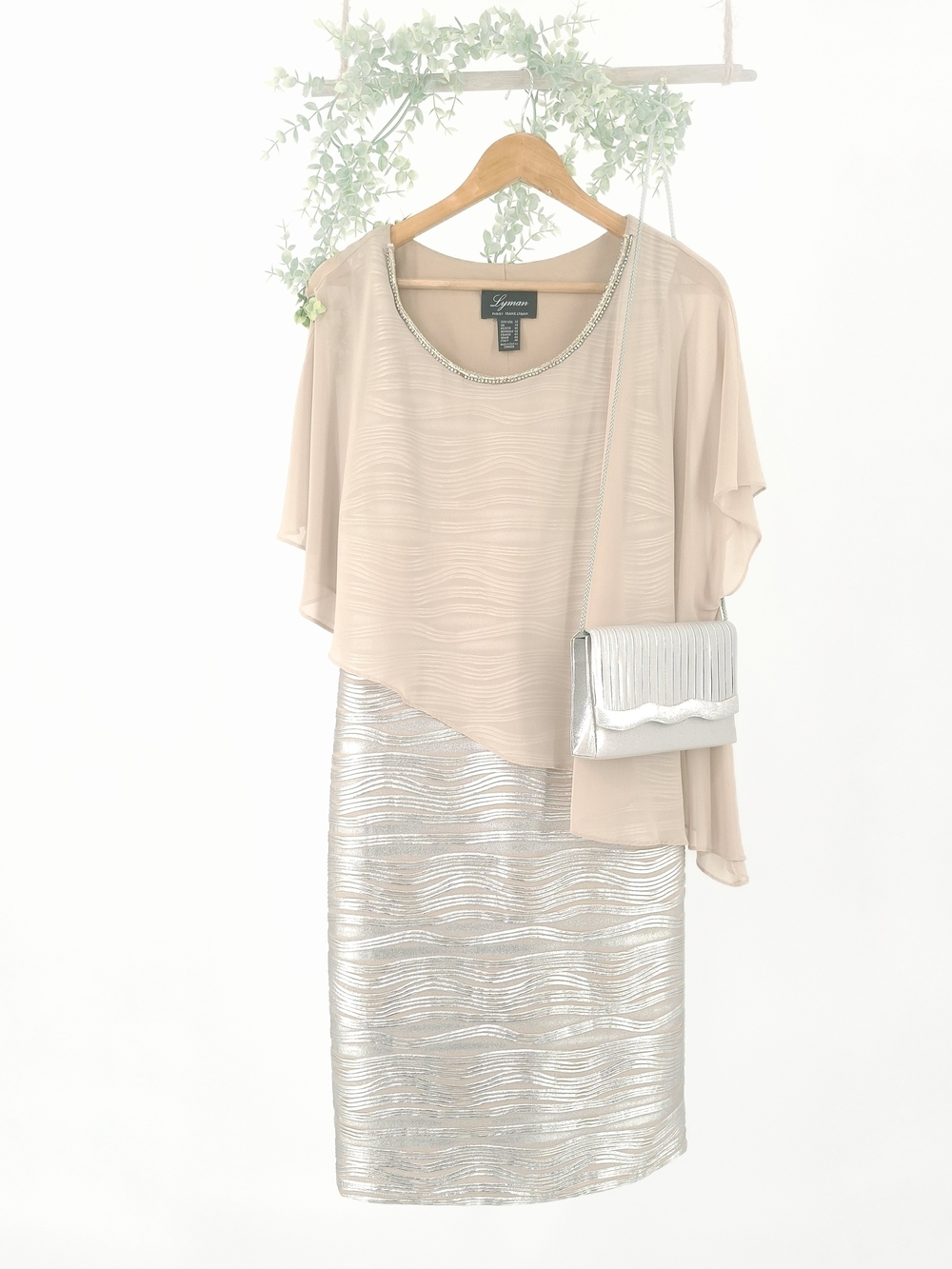 ✨Frank Lyman Silver Knit & Chiffon Overlay Cocktail Dress Size 12✨